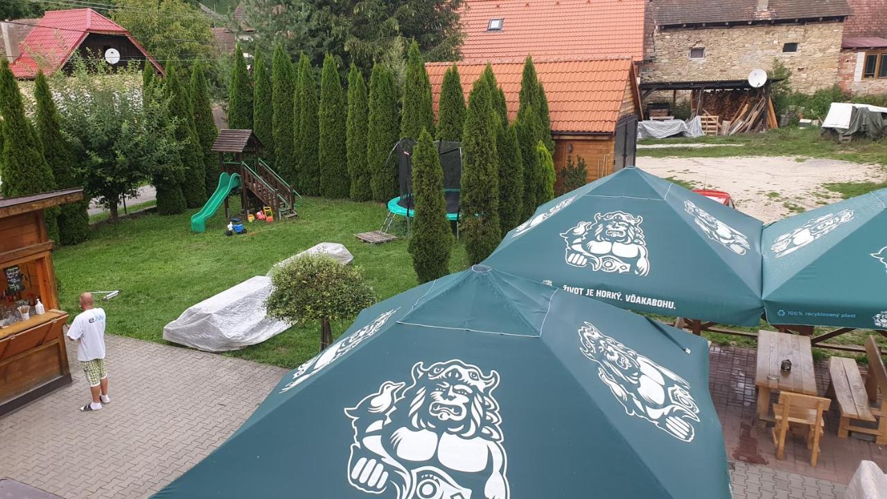 Penzion Pri Studnicke Omastina 外观 照片